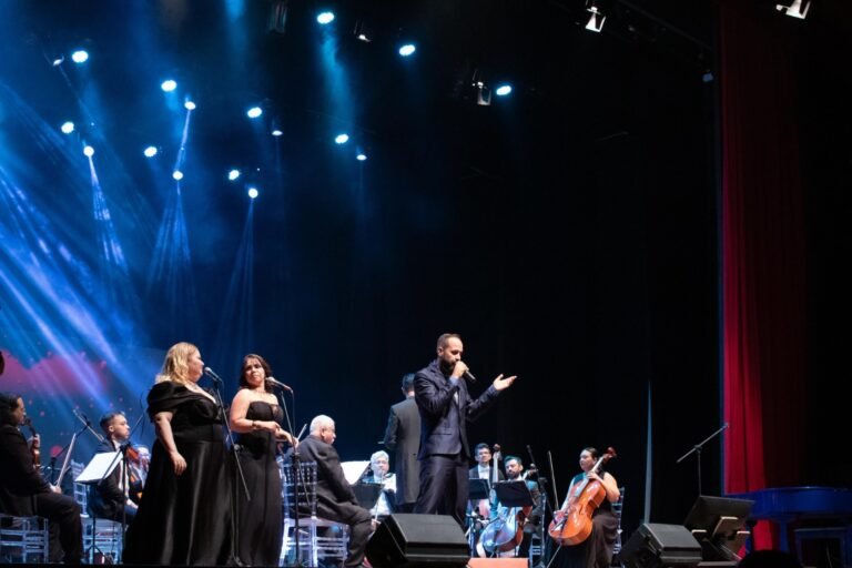 Música barroca encontra o romantismo popular no espetáculo Clássicos e canções no Cineteatro São Luiz