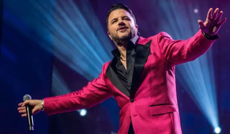 Maurício Manieri anuncia nova fase da “Classics – Tour Inesquecível” com shows pelo Brasil