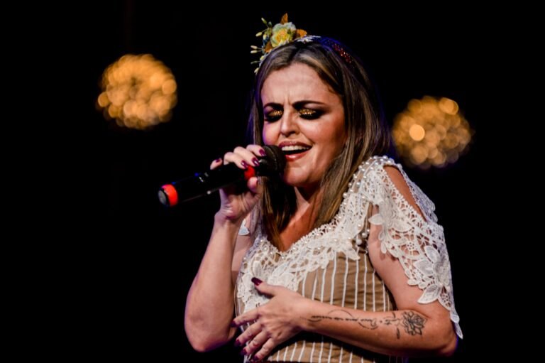 Daniela Campelo celebra a força do forró tradicional em circulação por grandes palcos de Fortaleza