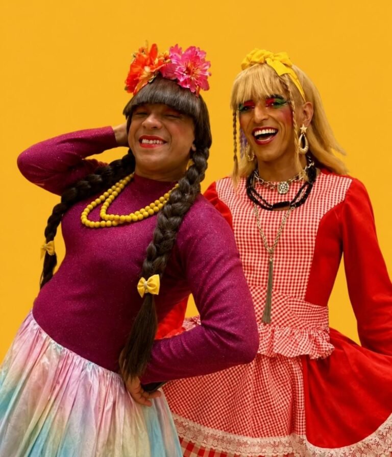 Luana do Crato e Lagartixa do Sertão levam o humor cearense ao Teatro Carlos Câmara
