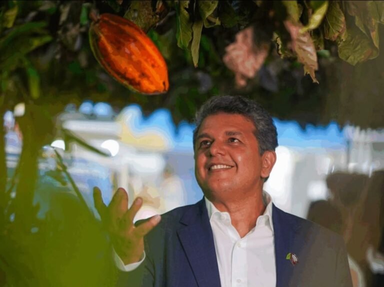 Produtor na primeira versão da novela Renascer traz para o Brasil o maior evento de cacau e chocolate do mundo