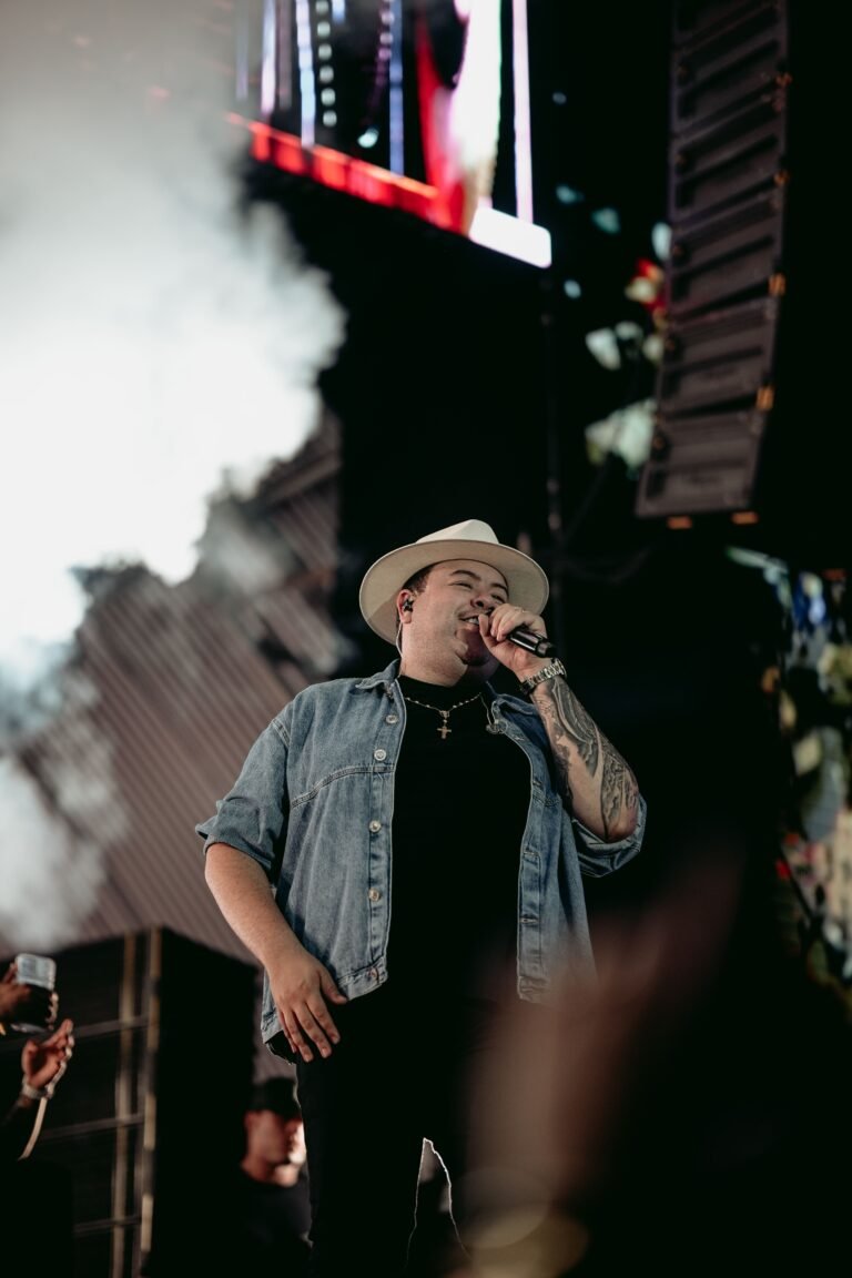 Rey Vaqueiro leva label “O Rey do Nordeste” a Fortaleza no próximo sábado (17)